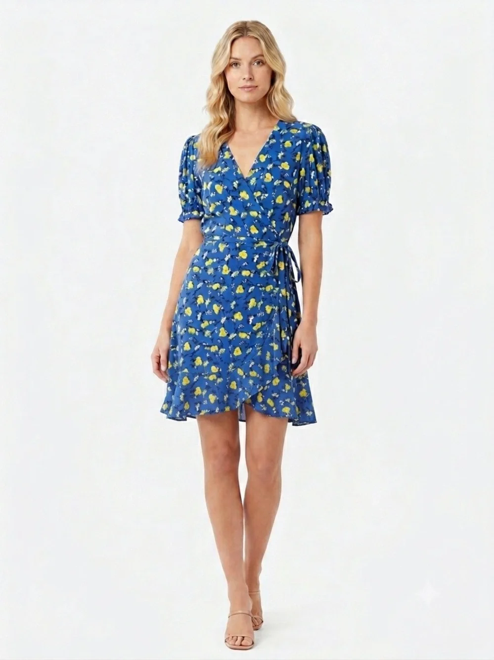 homecoming dress blue and white Light A-line V-neck Spaghetti Straps Lace Flower Dresses, MH580 The dress highlights a 10/05 How to style men's Size:Capable